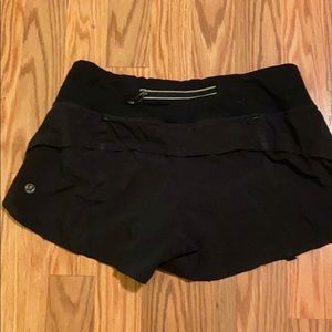 Lululemon shorts size 4